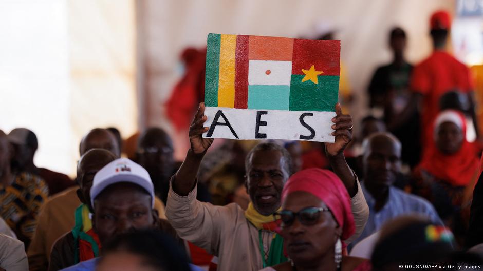 Passeport AES : état d&rsquo;avancement dans les trois pays de l&rsquo;alliance