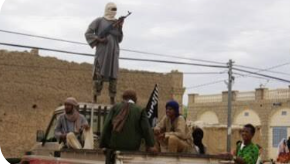 Crise au Mali : les forces russes négocient à Kidal pendant que Kati s’embrase