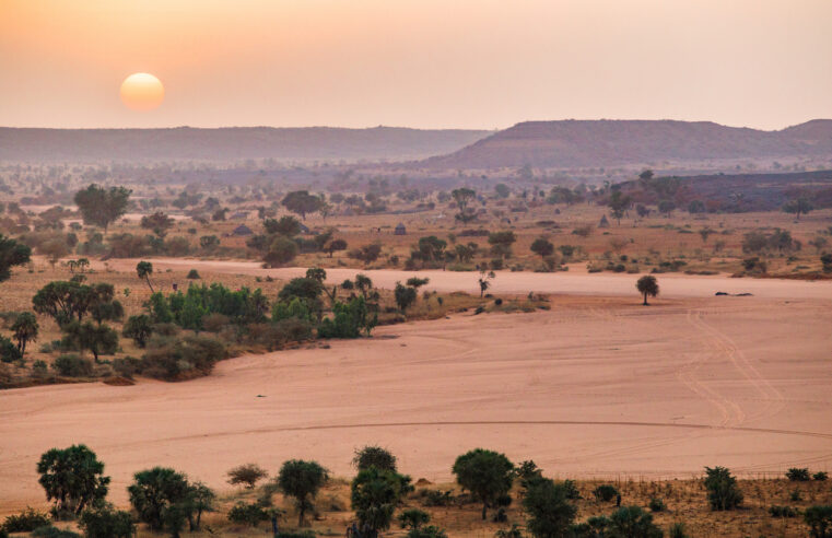 Crise au Sahel : expansion jihadiste et autoritarisme grandissant dans l&rsquo;alliance des états du Sahel