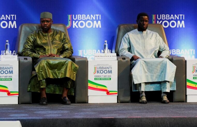 Sénégal : le duel politique entre Ousmane Sonko et Bassirou Diomaye Faye s&rsquo;intensifie