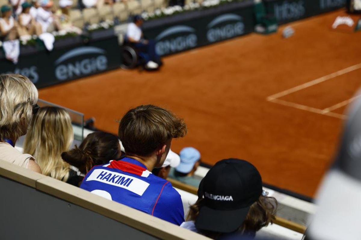 Psg sacré en ligue des champions : l&rsquo;ambiance électrique de roland-garros