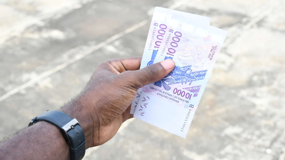 Le Senegal defend ses recettes avec le pres face au fmi