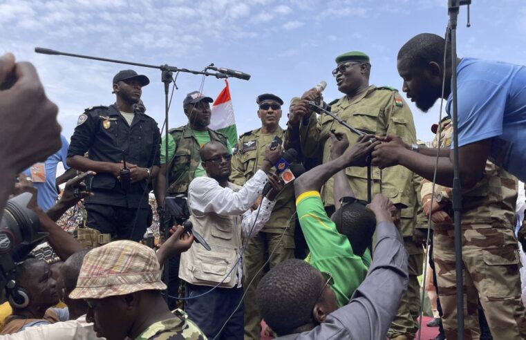 Niger : Les droits humains en chute libre un an après le coup d’État