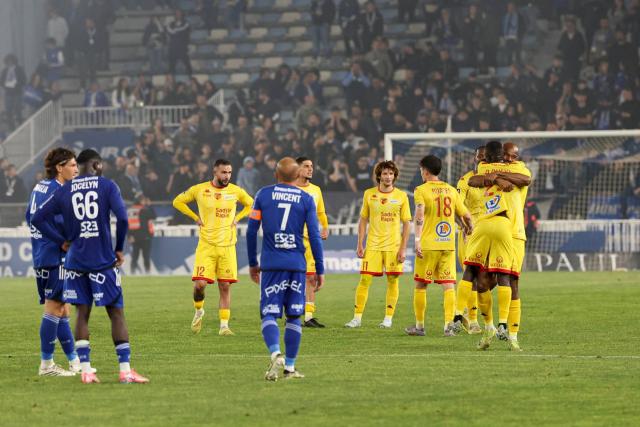 Promotion du Mans en ligue 1 et relégation de Bastia en ligue 3 confirmées