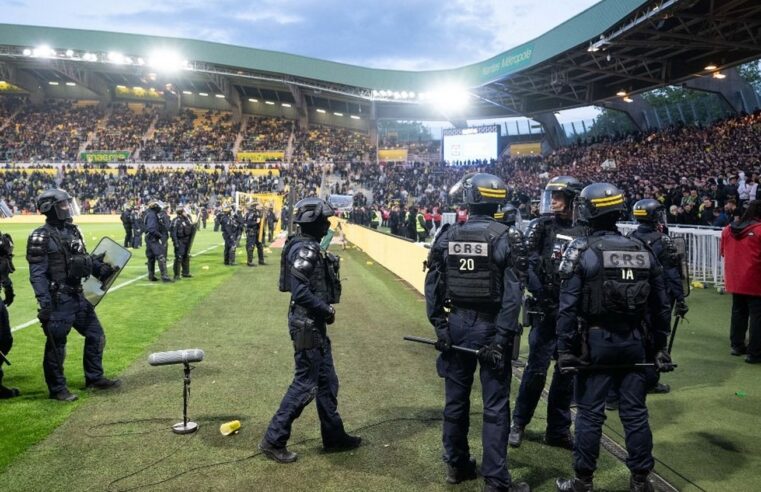 La ministre des Sports fustige les débordements lors de Nantes-Toulouse en Ligue 1