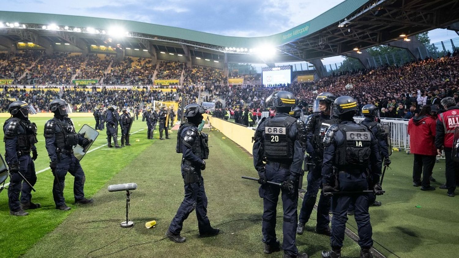 La ministre des Sports fustige les débordements lors de Nantes-Toulouse en Ligue 1