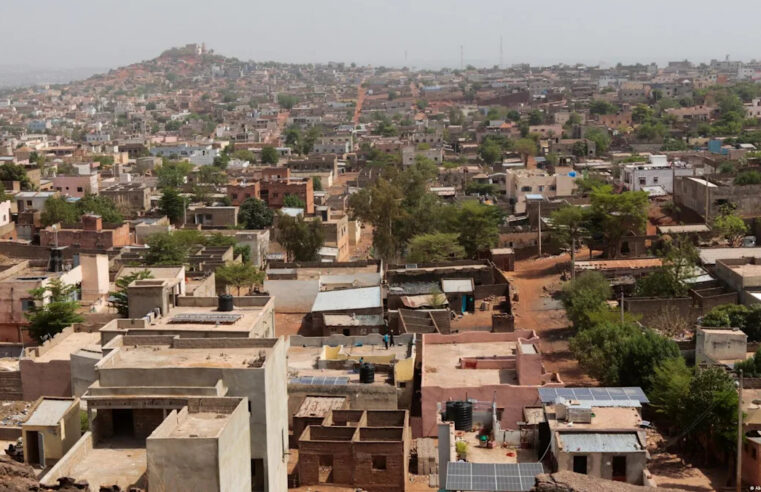 Blocus routier à Bamako : les voyageurs bloqués par les djihadistes au Mali