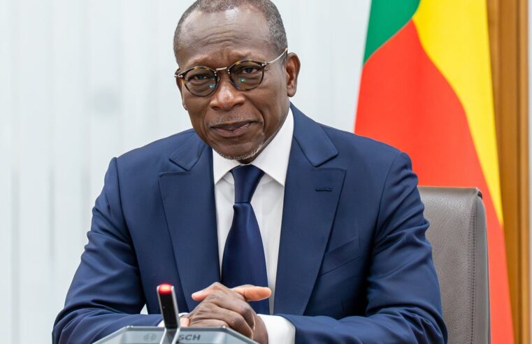Mobilisation citoyenne à Cotonou suite au putsch déjoué au Bénin
