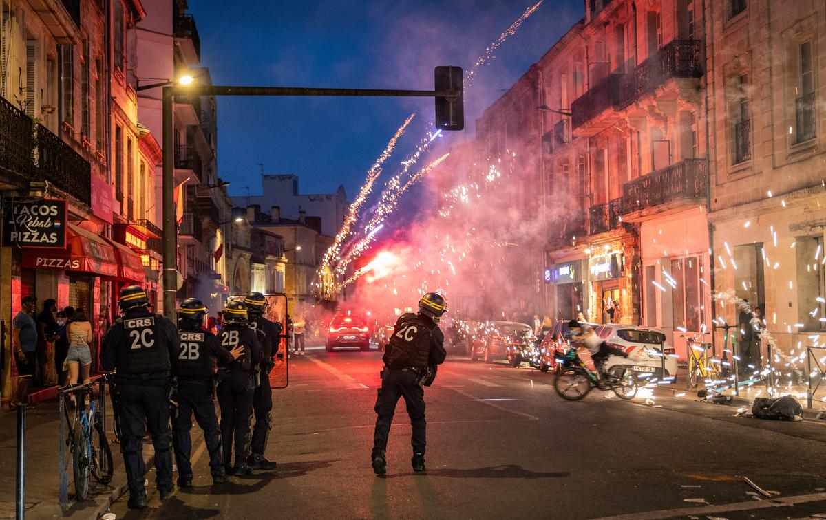 Débordements après la finale de la Ligue des champions : des tensions à Bordeaux, Paris et Agen