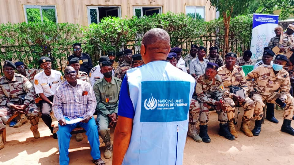 Sensibilisation des forces de sécurité au Tchad : une formation essentielle pour les droits humains