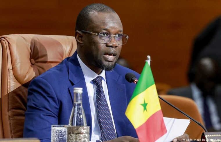 Critiquer Ousmane Sonko, un pari risqué au Sénégal