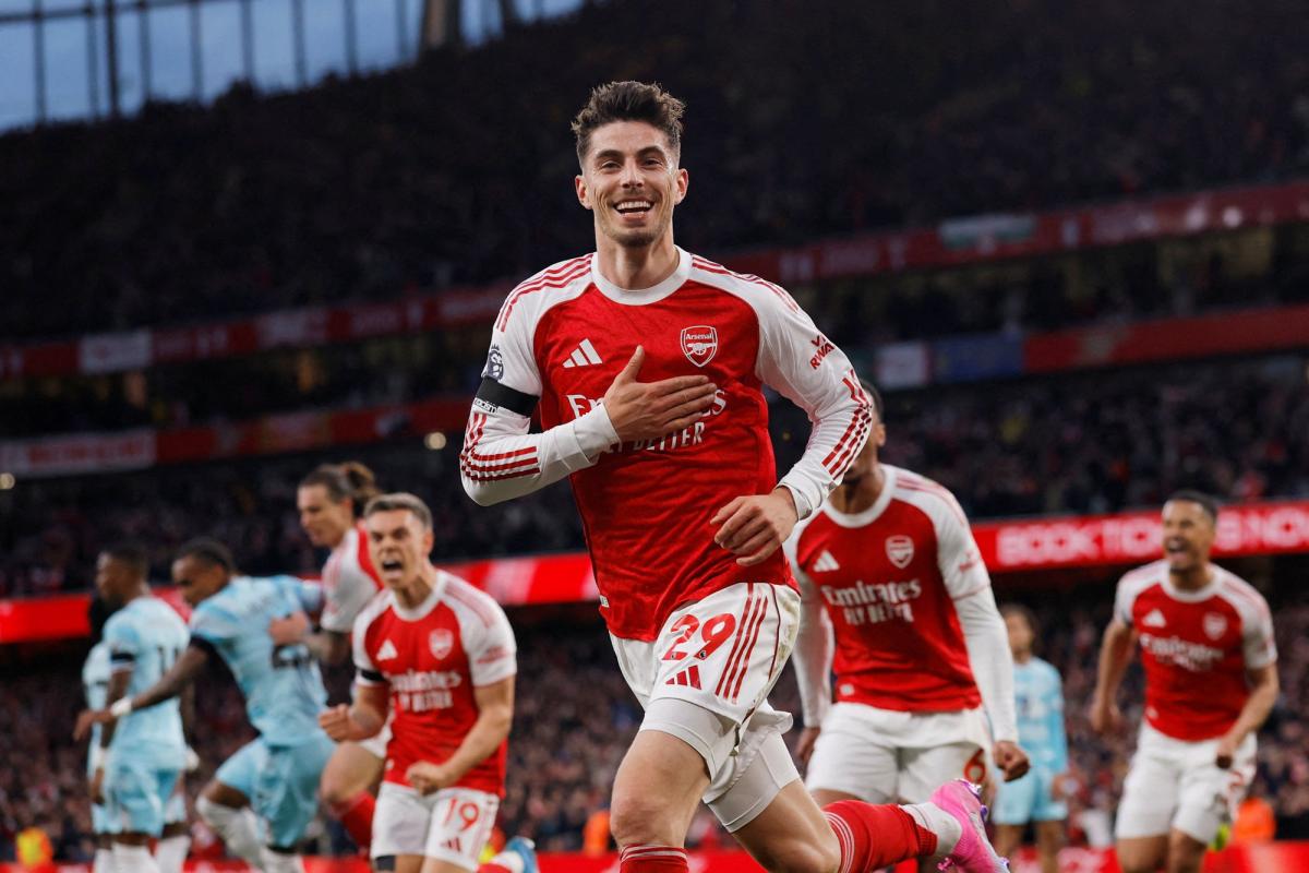 Les joueurs d&rsquo;Arsenal en liesse après leur sacre en angleterre