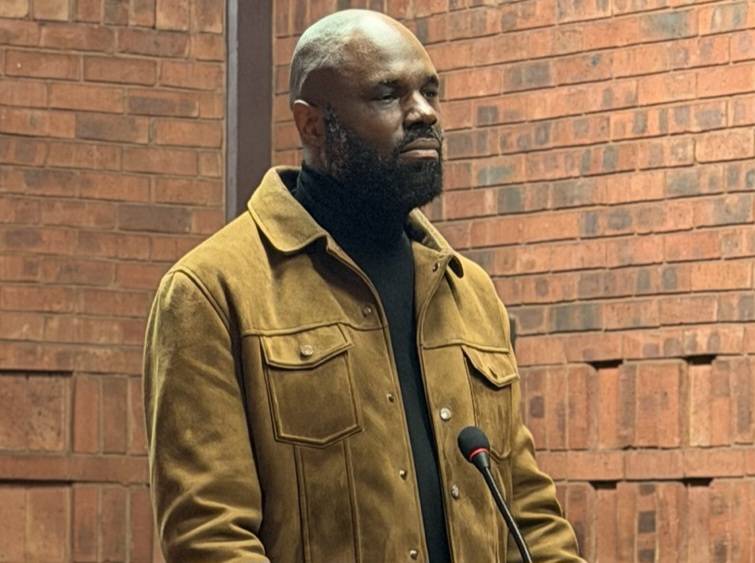 Kemi Seba en prison : quand le panafricanisme sert de paravent à des actes judiciaires graves