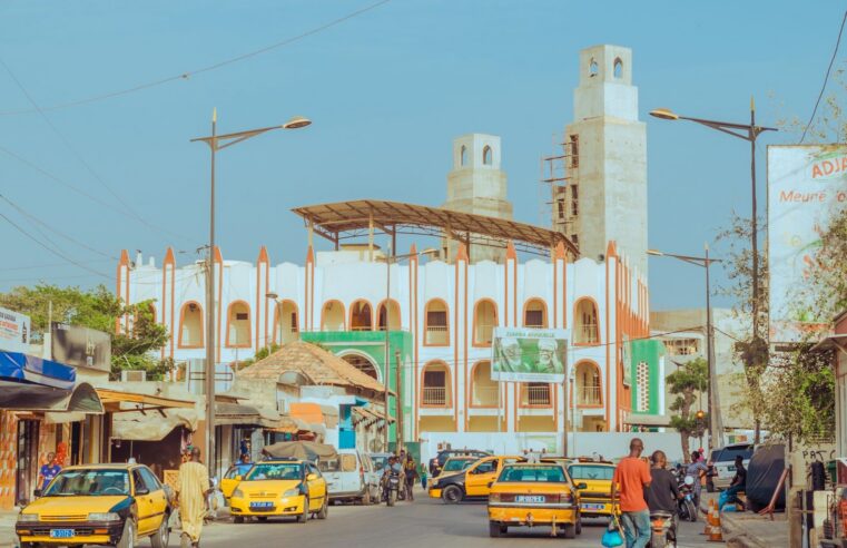 Sénégal : transition politique à la primature entre Sonko et Lo