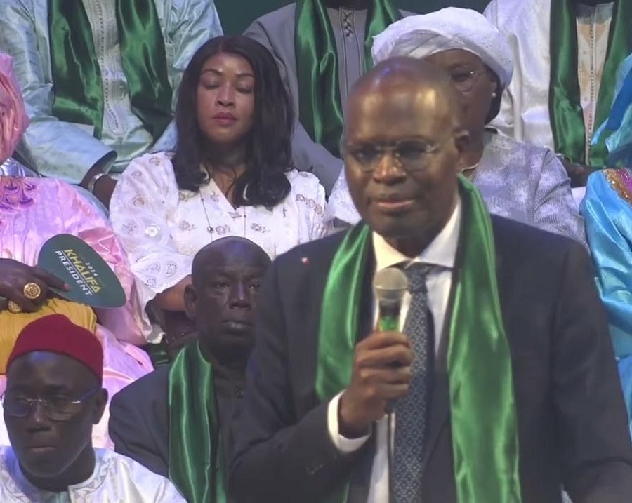 Khalifa sall lance la refonte du pacte social au Sénégal lors du congrès de taxawu