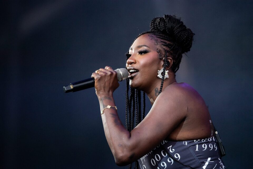 Aya Nakamura se produira au Stade de France le 30 mai, dans une soirée exceptionnelle à Paris
