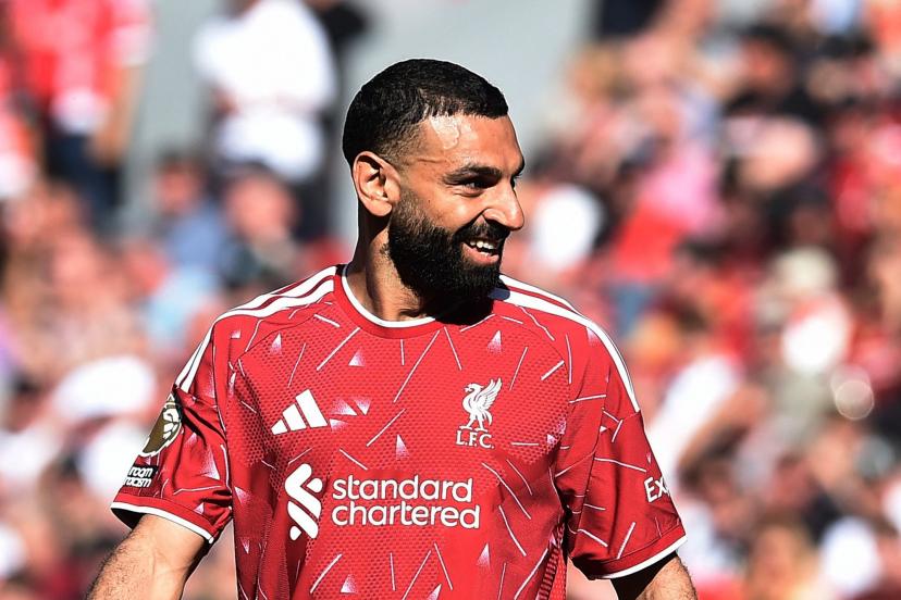 Mohamed Salah offrant une passe décisive contre Brentford