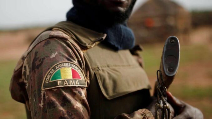 Mali et Burkina Faso unis pour contrer la menace des groupes armés