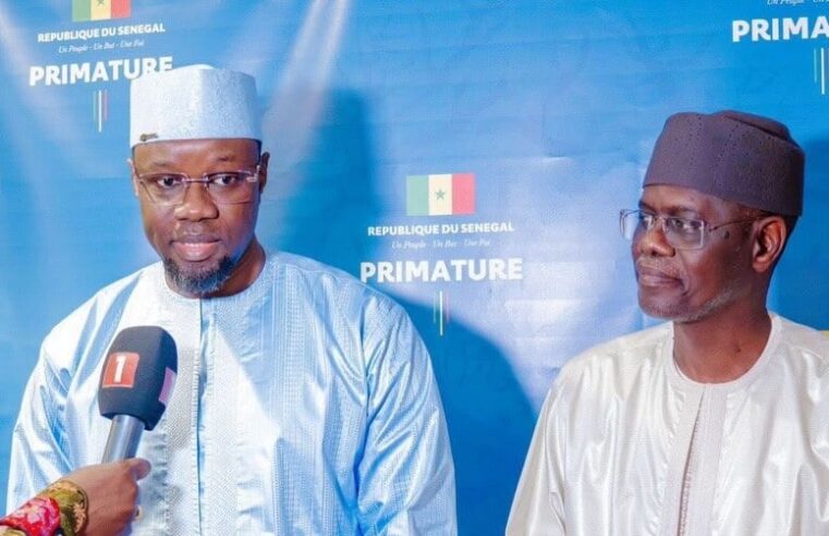 Al Aminou Lo prend les rênes de la primature et marque sa différence