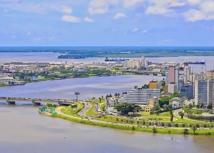 La Côte d&rsquo;Ivoire s&rsquo;impose comme le moteur de croissance de l&rsquo;UEMOA devant l&rsquo;AES