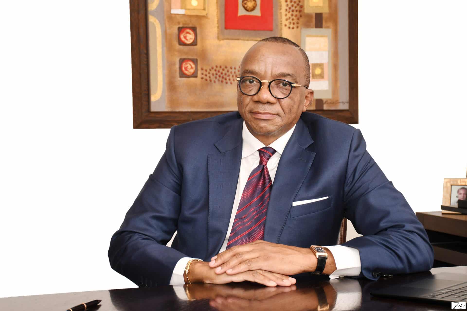 L&rsquo;économie camerounaise : un bilan critique dressé par Célestin Tawamba