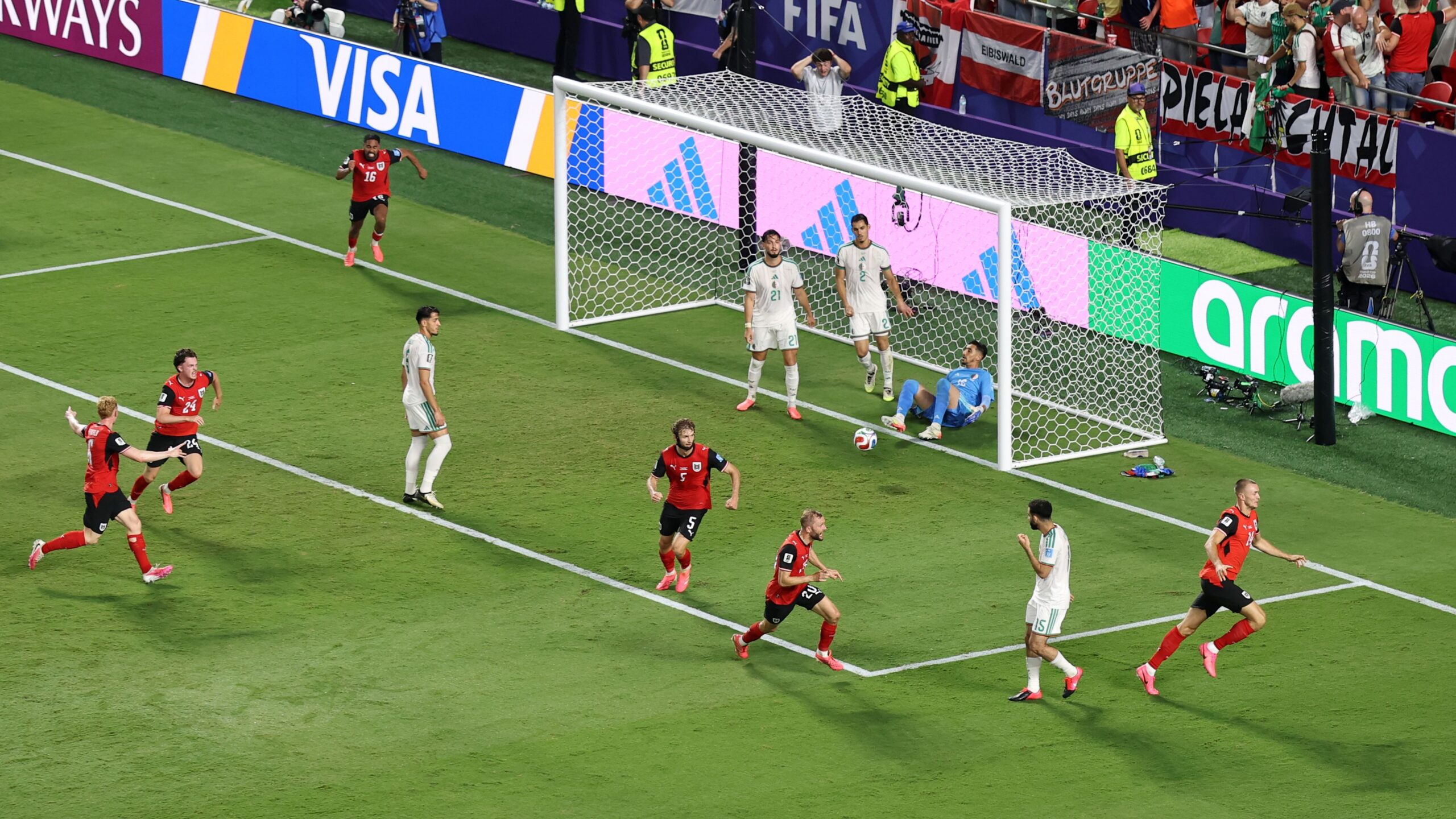 La FIFA met fin à la polémique sur les accusations de manipulation du résultat du match Algérie