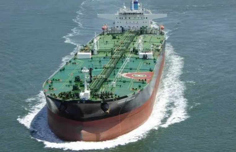 Pavillon camerounais : La marine française arraisonne un pétrolier sous sanctions de Yaoundé