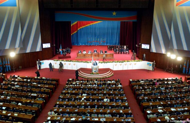 Loi sur le référendum à Kinshasa : tensions vives entre majorité et opposition en rdc