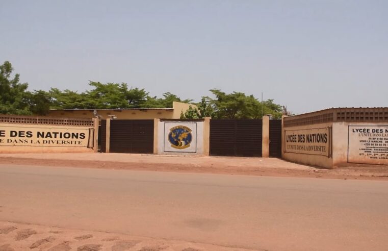 Burkina Faso : la régulation des frais de scolarité privés divise les opinions