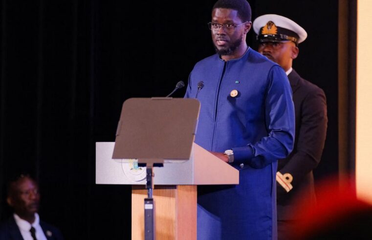 Au Sénégal, une réforme constitutionnelle sur fond de “choc des institutions”