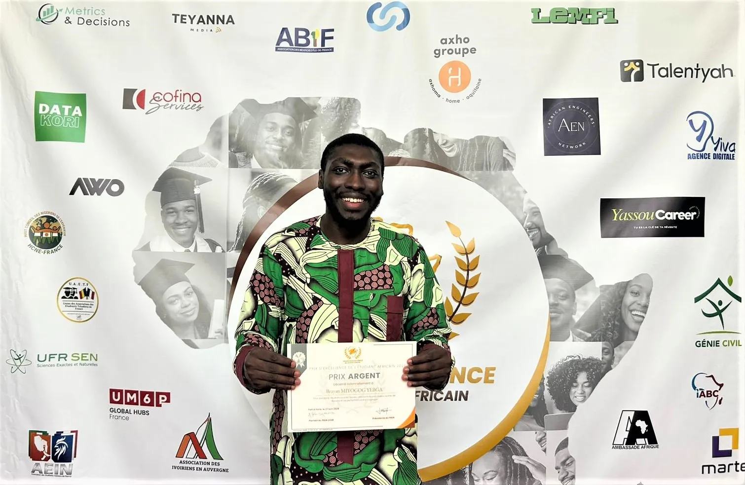 L&rsquo;IAI-Cameroun rayonne à l&rsquo;international : un de ses alumni distingué à Paris