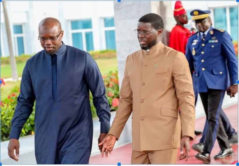 Sénégal : après l&rsquo;adoption de la révision constitutionnelle, Ousmane Sonko interpelle Bassirou Diomaye Faye