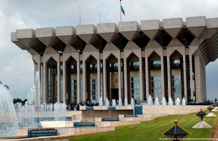 Fiscalité locale au Cameroun : l&rsquo;État central reprend les rênes