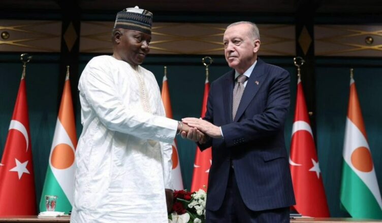 Un partenariat renforcé : le Niger et la Turquie approfondissent leur coopération stratégique