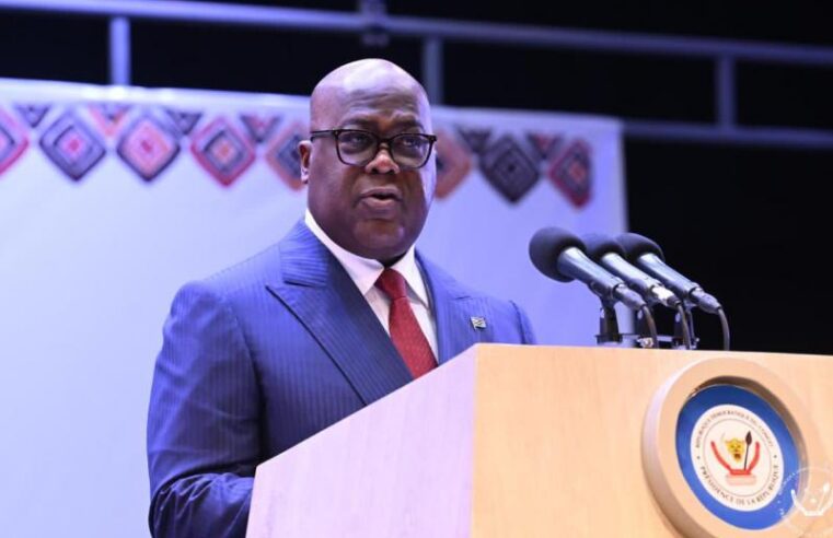 RDC : « De 3 milliards à 18 milliards de budget, 6 millions d&rsquo;enfants à l&rsquo;école, 9 000 km de routes », Jean Claude Tshilumbayi dresse le bilan de 7 ans de gouvernance Tshisekedi