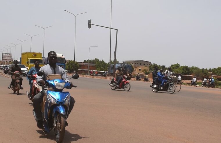 Burkina Faso : l&rsquo;accès des motos Mio aux pistes cyclables divise l&rsquo;opinion