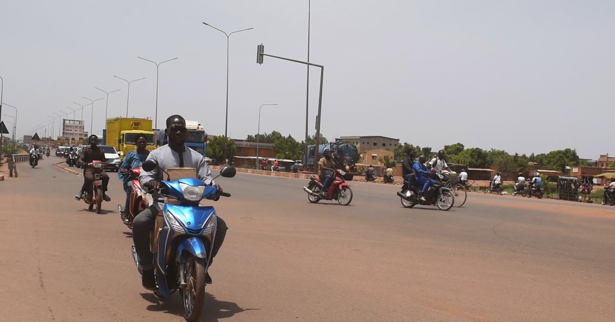 Burkina Faso : l&rsquo;accès des motos Mio aux pistes cyclables divise l&rsquo;opinion