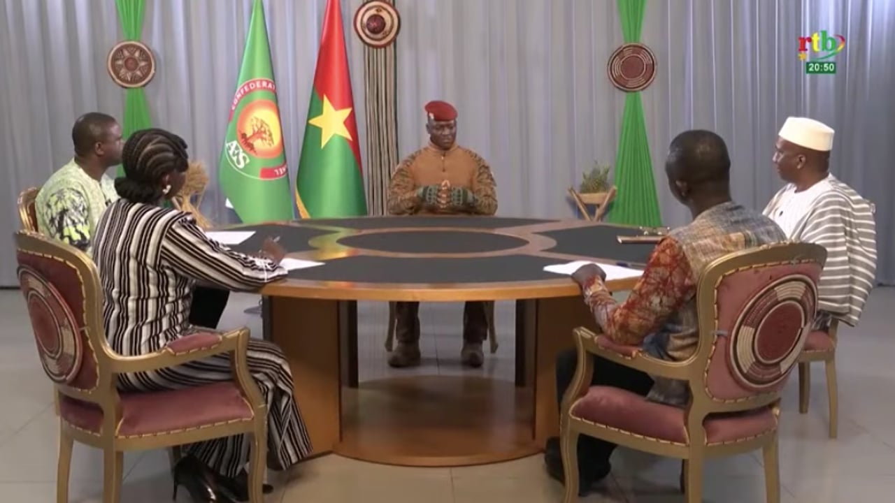 Le Burkina Faso s&rsquo;oppose à Canal+ sur la gratuité de la chaîne nationale