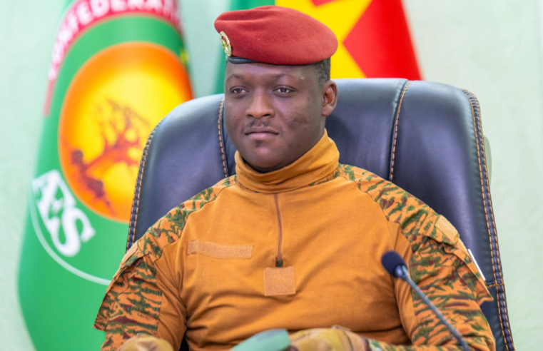Rupture diplomatique: Paris appelle ses ressortissants au Burkina Faso à une «vigilance renforcée» , H24info