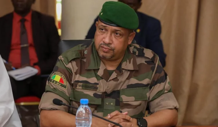 Mali : des récompenses record pour traquer sept terroristes recherchés