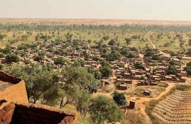 Au Mali, des miliers de Dogons déplacés rentrent chez eux