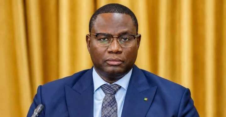 ministre Moussa Bala Fofana en conférence de presse