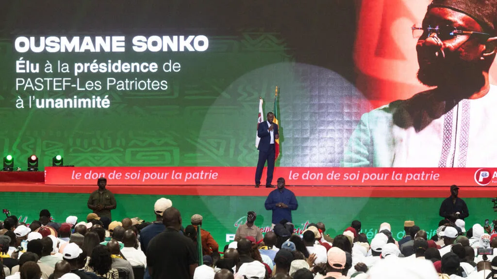 Portrait officiel d'Ousmane Sonko, Premier ministre du Sénégal