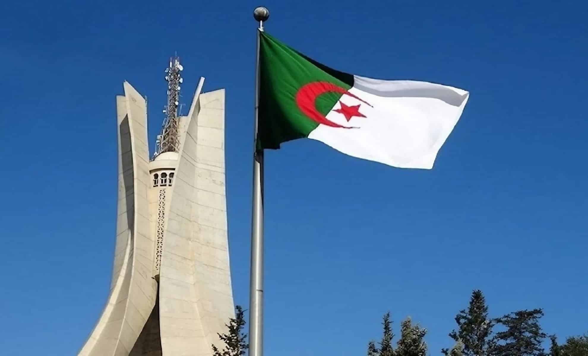 Un an après la rupture, l&rsquo;Algérie et le Mali renouent leurs liens diplomatiques