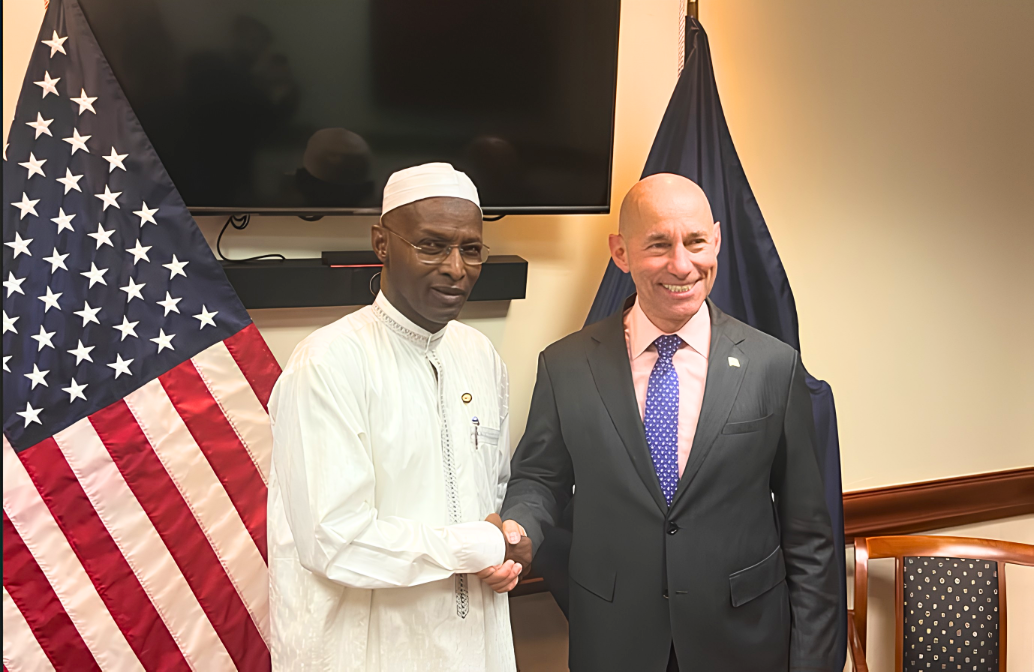 États-Unis : le Secrétaire d&rsquo;État adjoint aux Affaires africaines et l&rsquo;Ambassadeur du Tchad renforcent la coopération