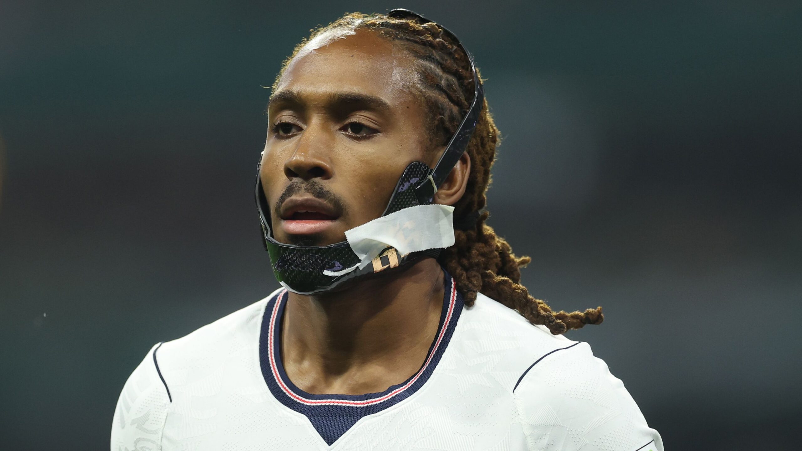 Inter Milan vise Djed Spence : le défenseur anglais prêt à quitter Tottenham ?