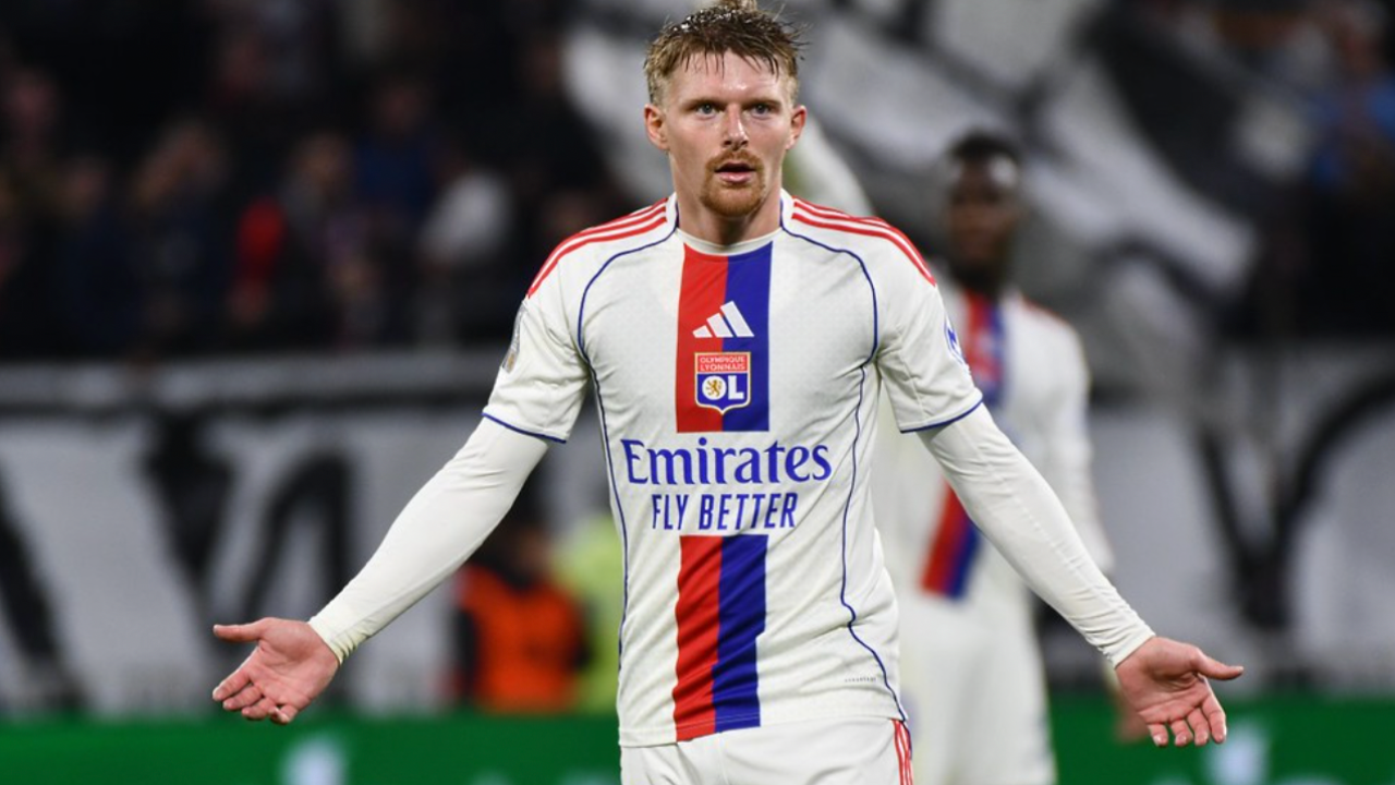 La LFP maintient le calendrier : l&rsquo;OL face à un défi de taille en ligue 1 et ligue des champions