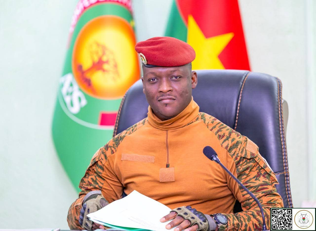 Deux ans de l&rsquo;AES : ambitions souverainistes et réalité des défis sécuritaires au Sahel