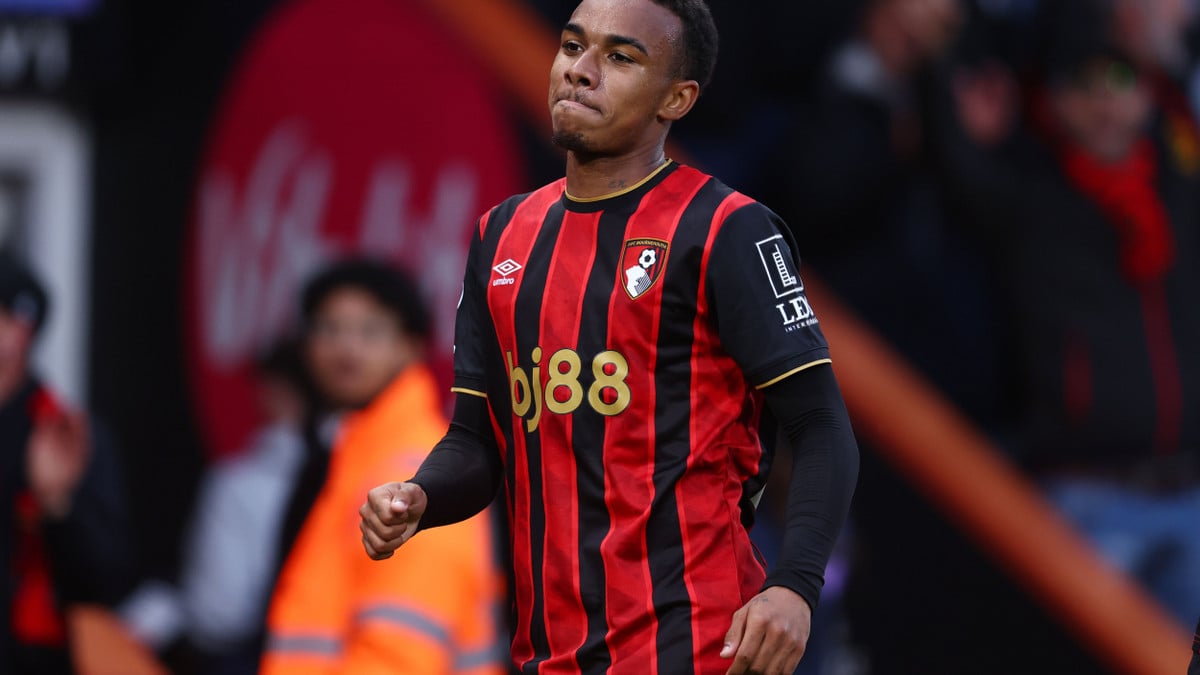 Eli Junior Kroupi snobe le PSG pour Tottenham : la raison derrière son choix