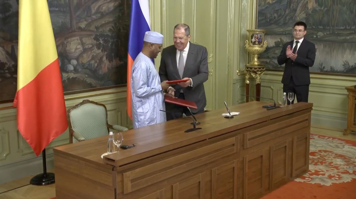 Tchad-Russie renforcent leur coopération militaire et diplomatique pour assurer la sécurité régionale